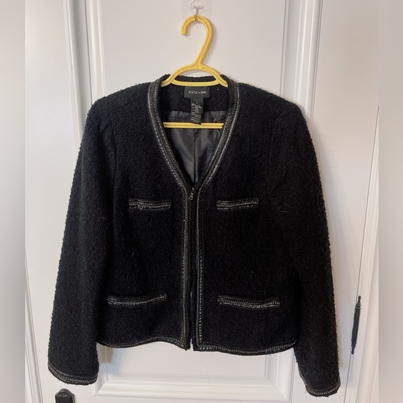 Coat - Picture 3 of 5